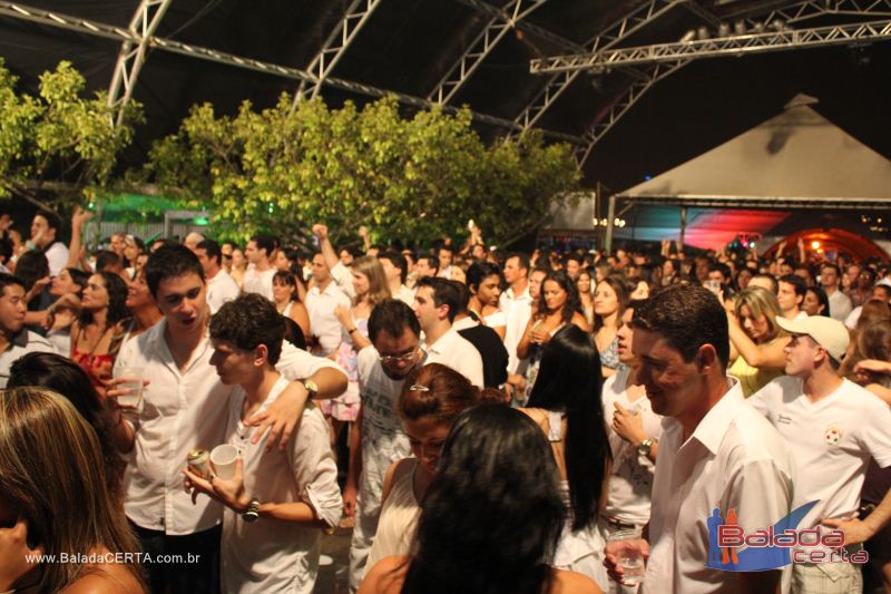Balada: Festa de Fim de Ano - Nossa Praia 2011 - Junior & Marlon