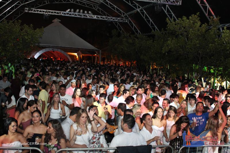 Balada: Festa de Fim de Ano - Nossa Praia 2011 - Junior & Marlon