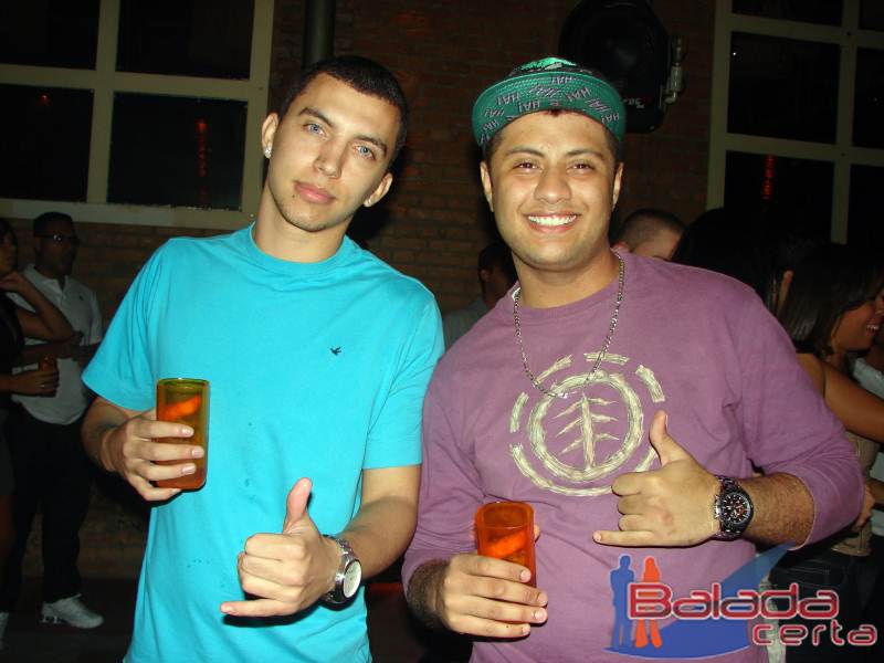 Balada: Show do Belo no Santa Clara