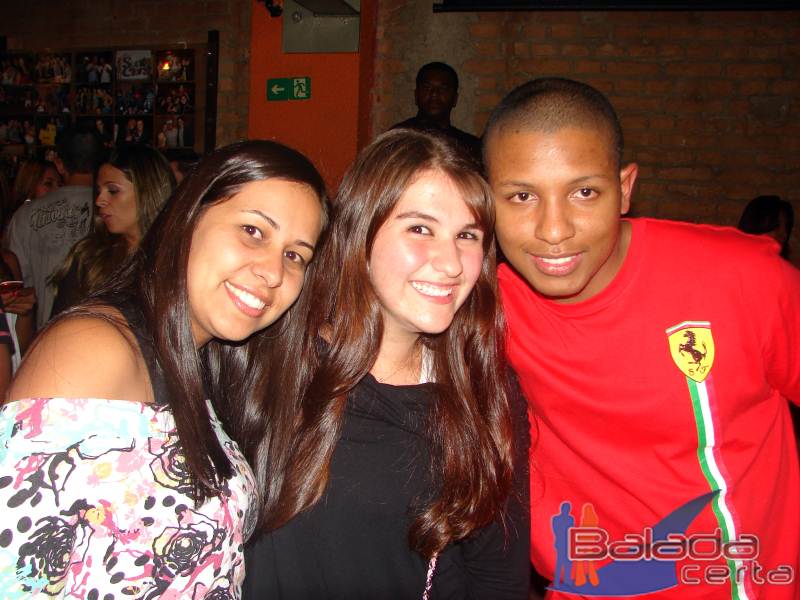 Balada: Show do Belo no Santa Clara