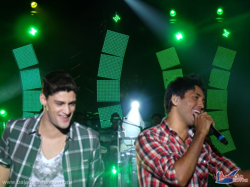 Balada: Fotos do Show Fred & Gustavo, no Center Convention em Uberlandia