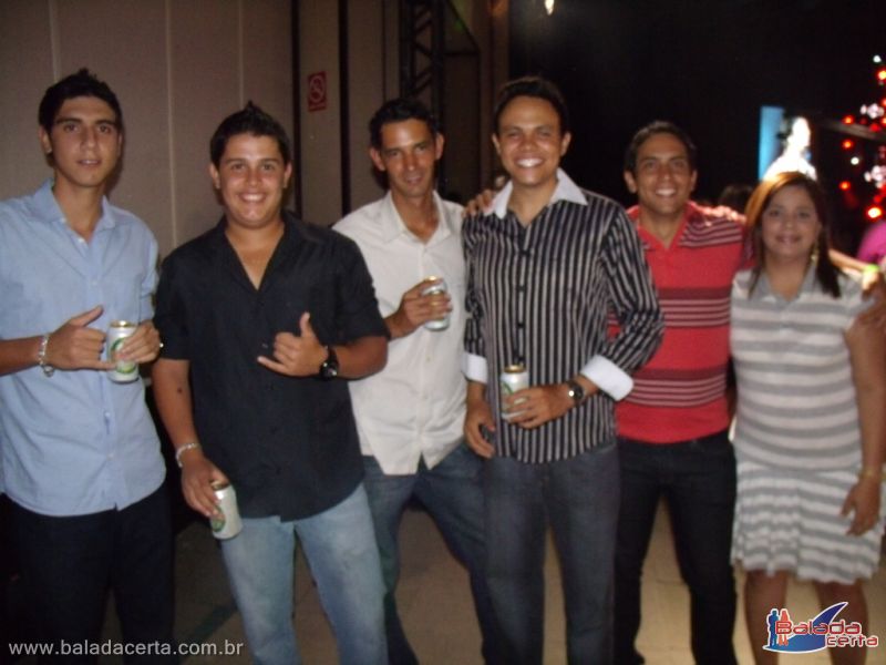 Balada: Fotos do Show Fred & Gustavo, no Center Convention em Uberlandia