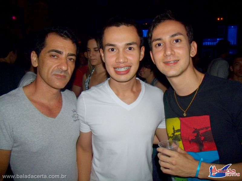 Balada: Fotos de Sexta na Weekend