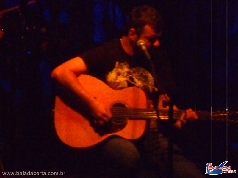 Balada: Emerson Nogueira
