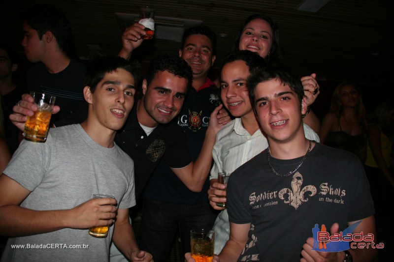 Balada: Fotos de domingo no PoiZ� em �guas Claras - DF