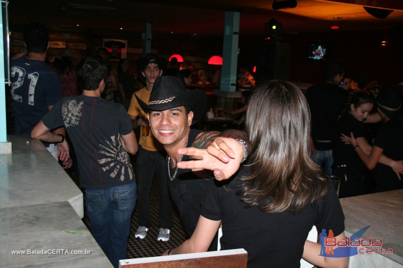 Balada: Fotos de domingo no PoiZ� em �guas Claras - DF