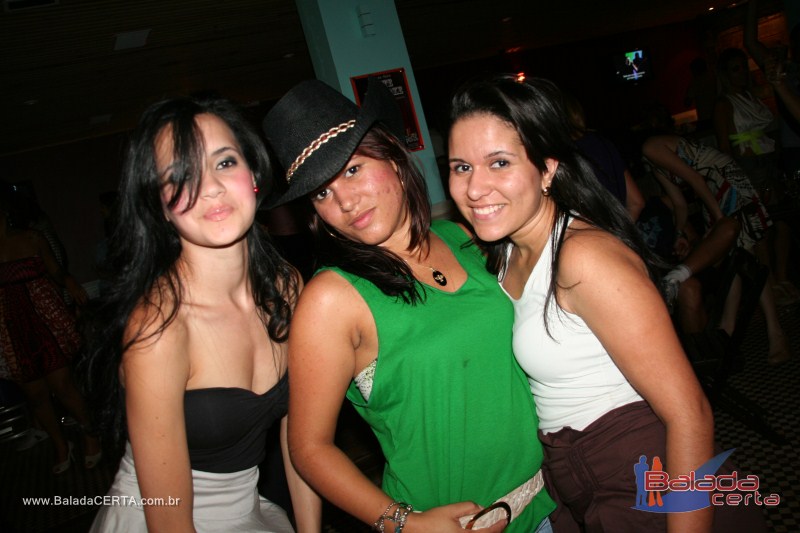 Balada: Fotos de domingo no PoiZ� em �guas Claras - DF