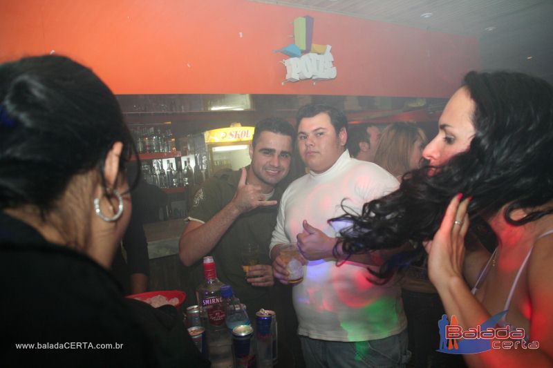 Balada: Fotos de s�bado no Poiz� em �guas Claras - DF