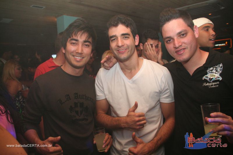 Balada: Fotos de s�bado no Poiz� em �guas Claras - DF