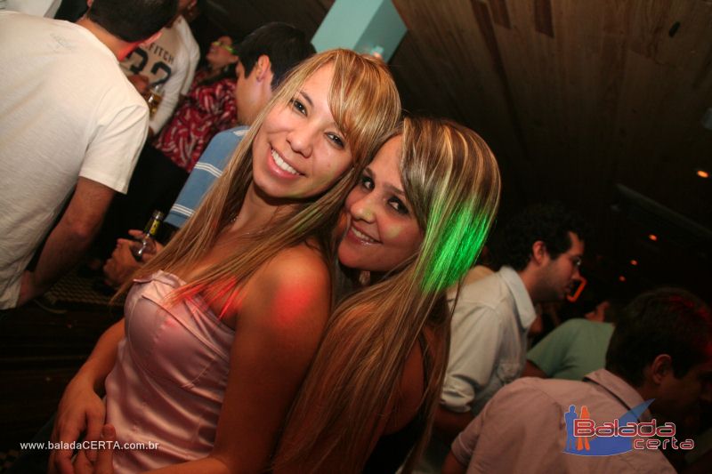 Balada: Fotos de s�bado no Poiz� em �guas Claras - DF