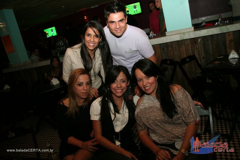 Balada: Fotos de quarta no Poiz� em �guas Claras - DF