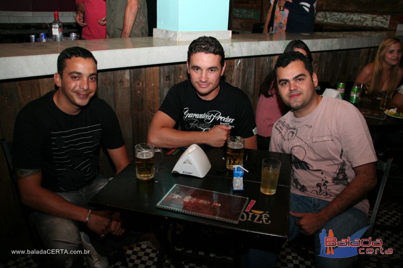 Balada: Fotos de quarta no Poiz� em �guas Claras - DF