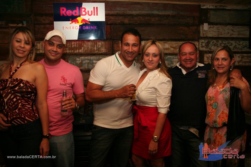 Balada: Fotos de quarta no Poiz� em �guas Claras - DF