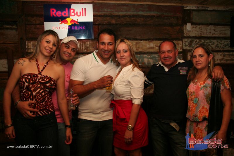 Balada: Fotos de quarta no Poiz� em �guas Claras - DF