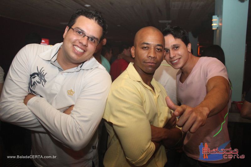 Balada: Fotos de s�bado no Poiz� em �guas Claras - DF