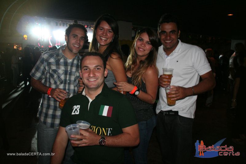 Balada: Niver do Chiquita Bacana na AABB - DF
