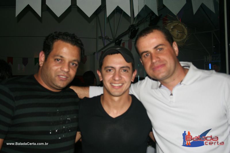 Balada: Fotos de Sexta na Plataforma do Choop na Cidade do Automovel - DF