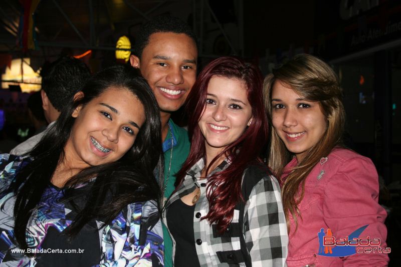 Balada: Fotos de Sexta na Plataforma do Choop na Cidade do Automovel - DF