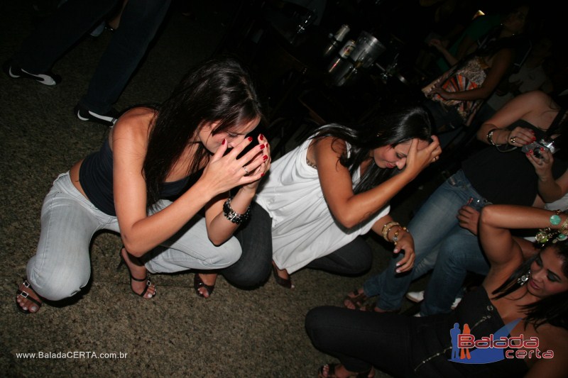 Balada: Fotos de sexta na Plataforma do Chopp na Cidade do Autom�vel - DF