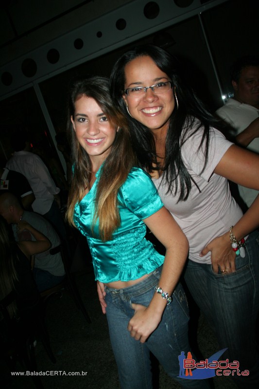 Balada: Fotos de sexta na Plataforma do Chopp na Cidade do Autom�vel - DF