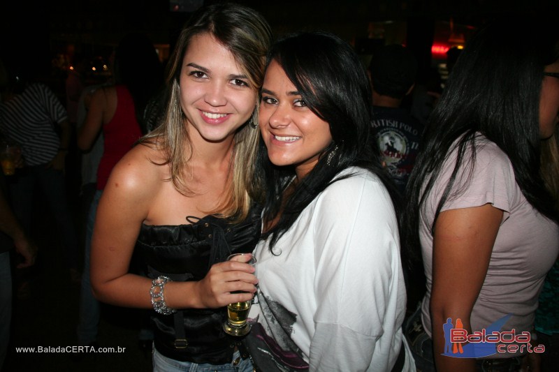 Balada: Fotos de sexta na Plataforma do Chopp na Cidade do Autom�vel - DF