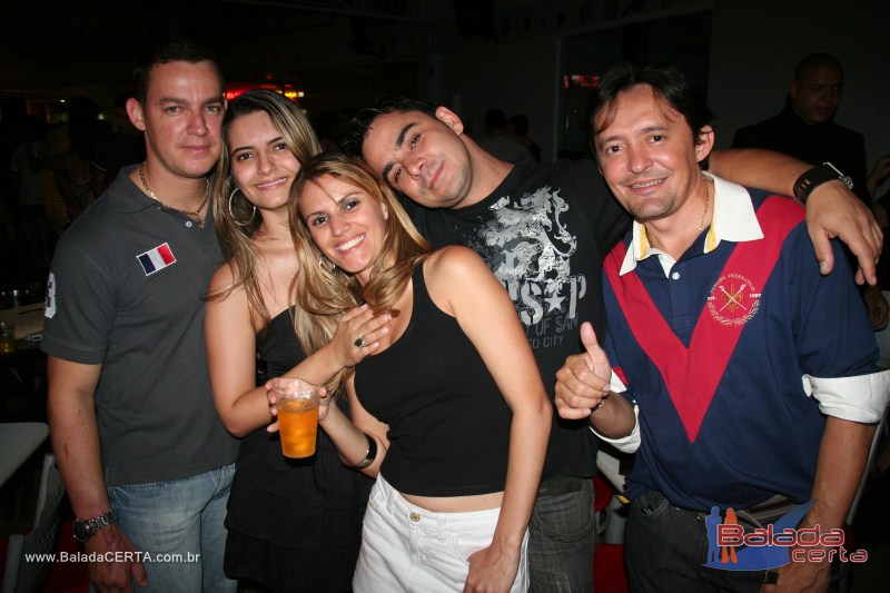 Balada: Fotos de sexta na Plataforma do Chopp na Cidade do Autom�vel - DF