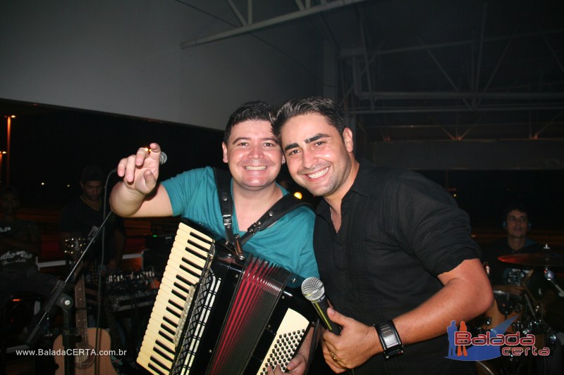 Balada: Fotos de sexta na Plataforma do Chopp na Cidade do Autom�vel - DF