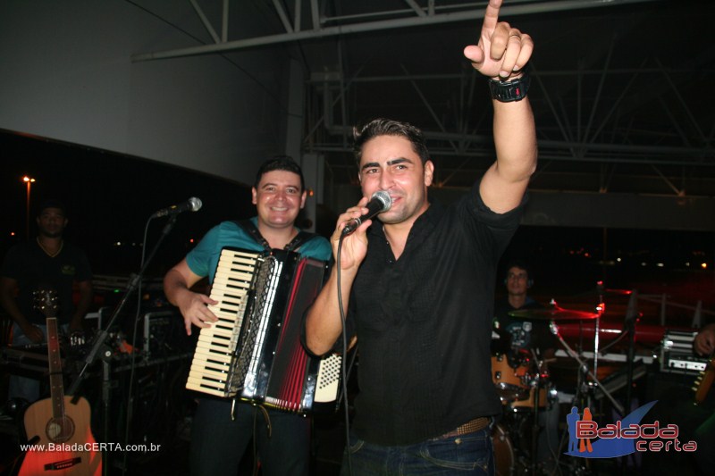 Balada: Fotos de sexta na Plataforma do Chopp na Cidade do Autom�vel - DF