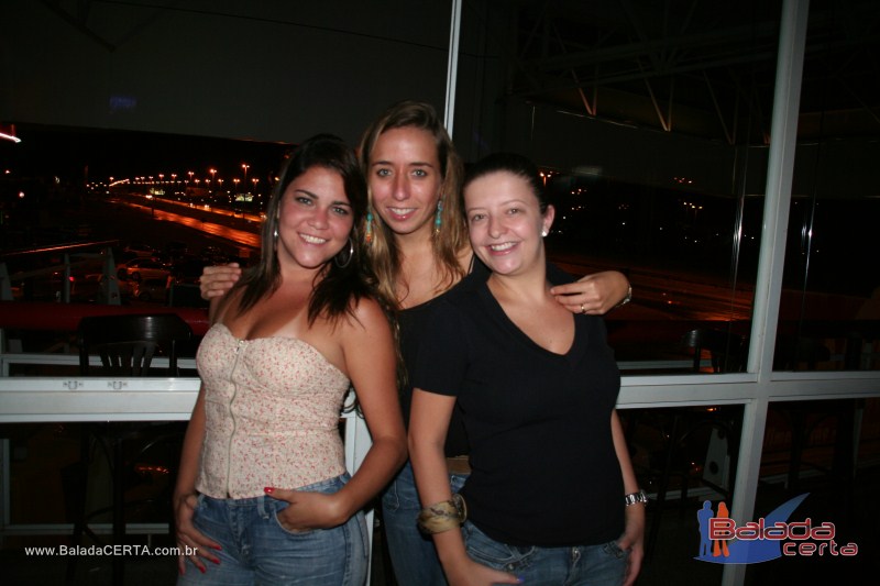 Balada: Fotos de sexta na Plataforma do Chopp na Cidade do Autom�vel - DF