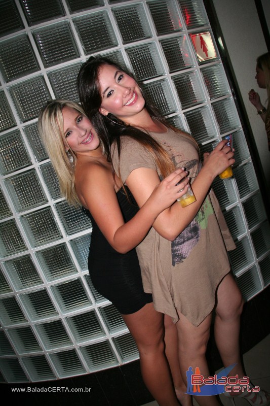 Balada: Fotos de sexta na Plataforma do Chopp na Cidade do Autom�vel - DF