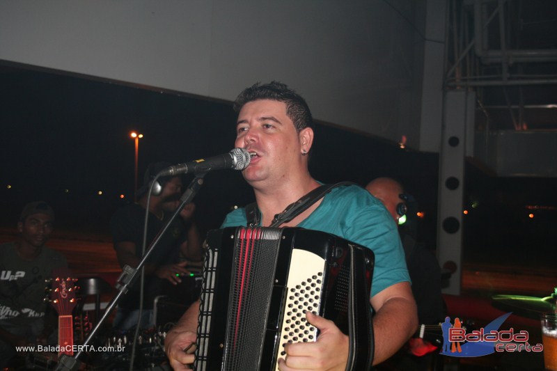 Balada: Fotos de sexta na Plataforma do Chopp na Cidade do Autom�vel - DF