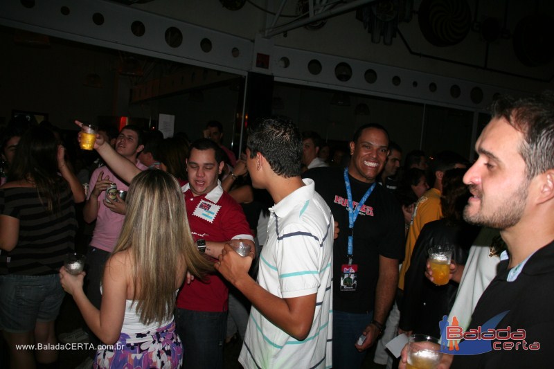 Balada: Fotos de sexta na Plataforma do Chopp na Cidade do Autom�vel - DF