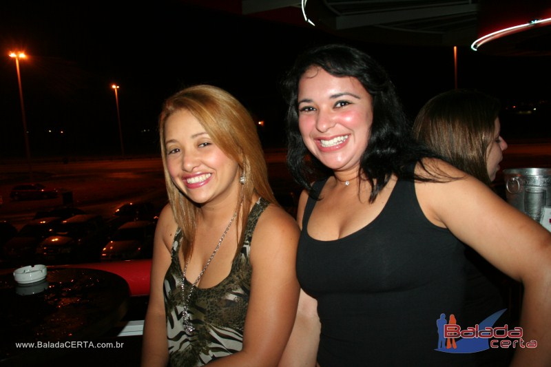 Balada: Fotos de sexta na Plataforma do Chopp na Cidade do Autom�vel - DF