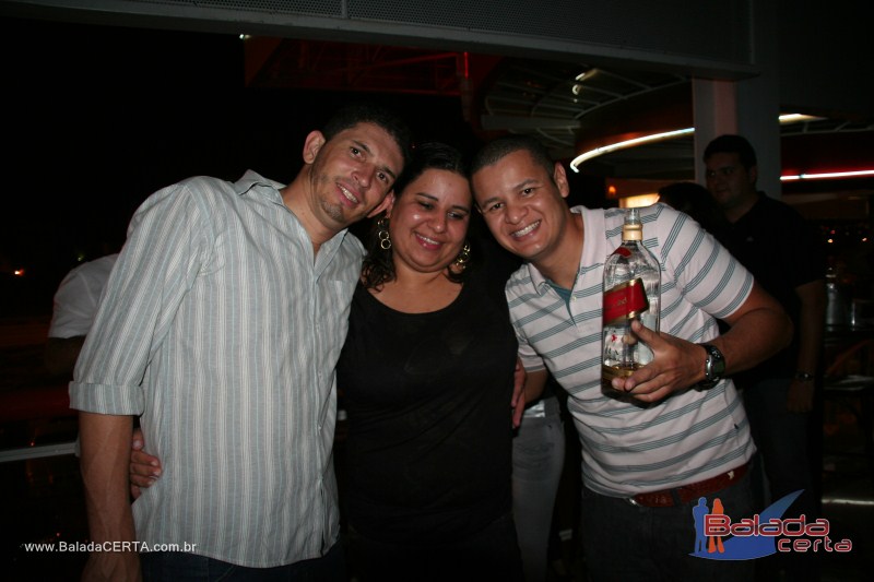 Balada: Fotos de sexta na Plataforma do Chopp na Cidade do Autom�vel - DF