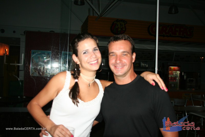 Balada: Fotos de sexta na Plataforma do Chopp na Cidade do Autom�vel - DF