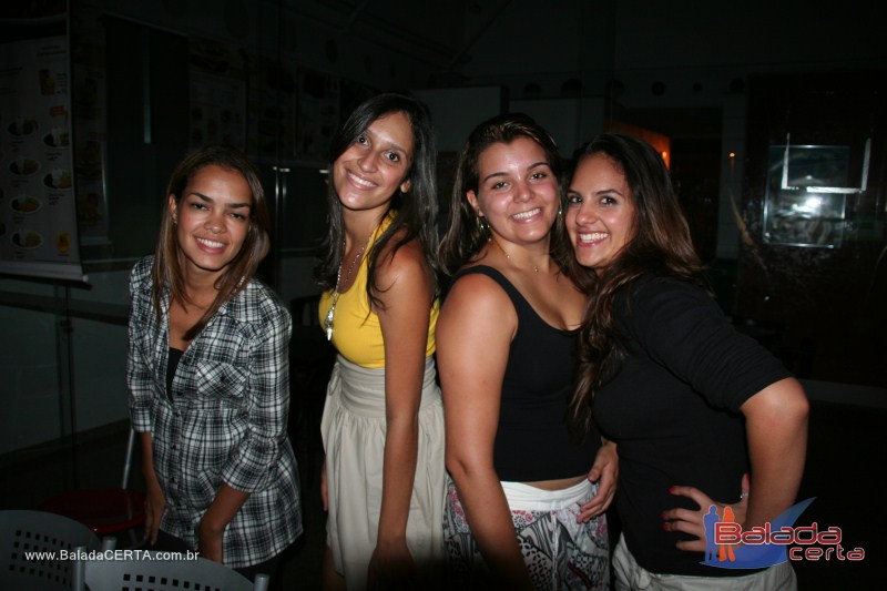 Balada: Fotos de sexta na Plataforma do Chopp na Cidade do Autom�vel - DF