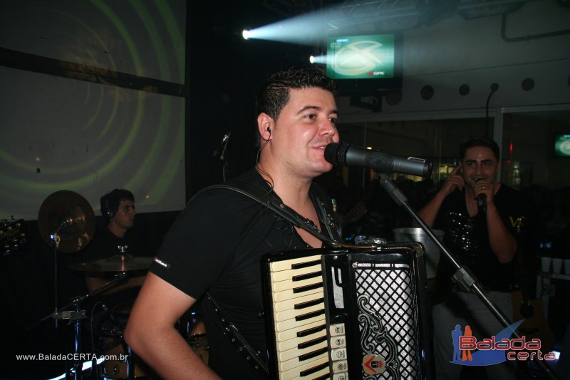 Balada: Fotos de sexta na Plataforma do Chopp na Cidade do Autom�vel - DF