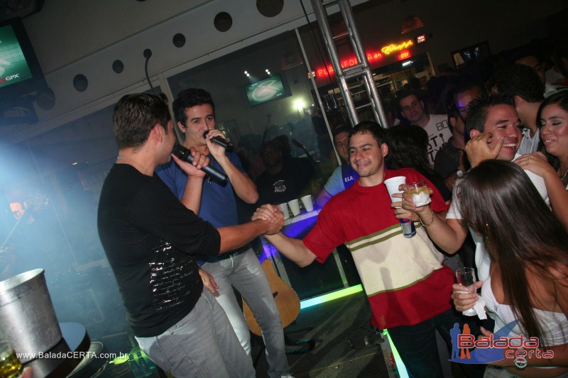 Balada: Fotos de sexta na Plataforma do Chopp na Cidade do Autom�vel - DF
