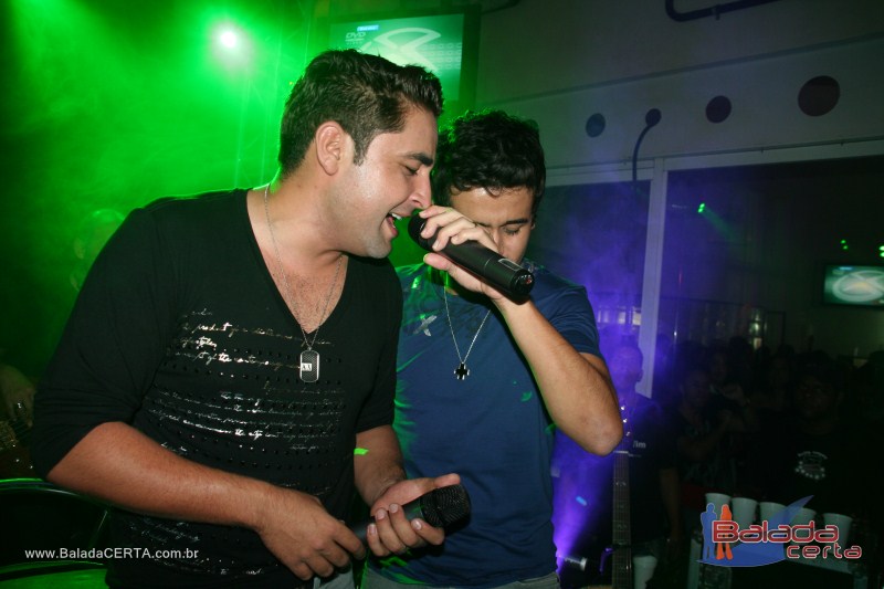 Balada: Fotos de sexta na Plataforma do Chopp na Cidade do Autom�vel - DF