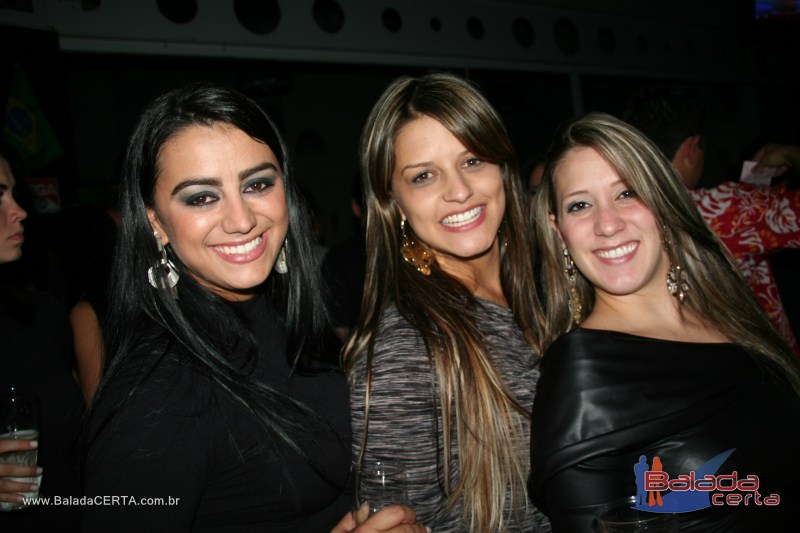 Balada: Fotos de sexta na Plataforma do Chopp na Cidade do Autom�vel - DF 