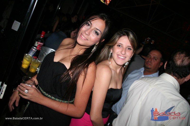 Balada: Fotos de sexta na Plataforma do Chopp na Cidade do Autom�vel - DF 