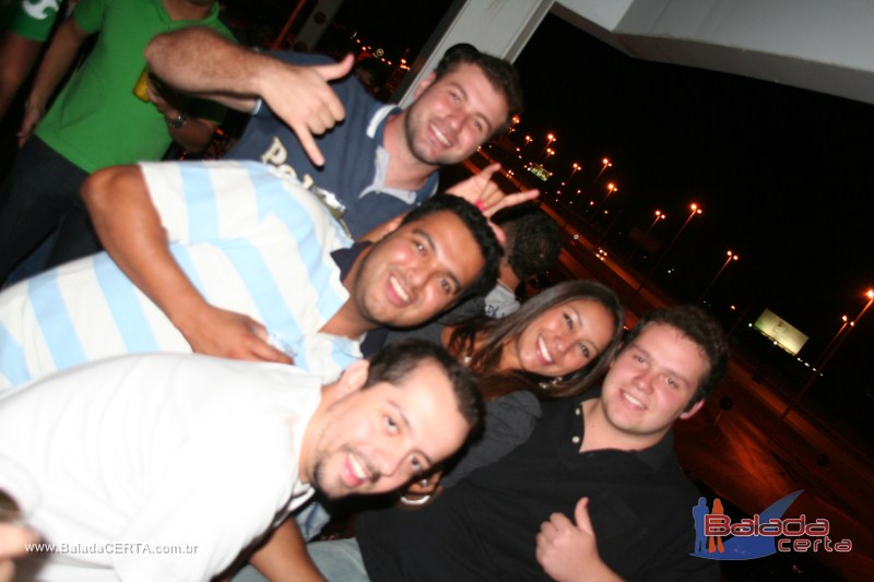 Balada: Fotos de sexta na Plataforma do Chopp na Cidade do Autom�vel - DF 