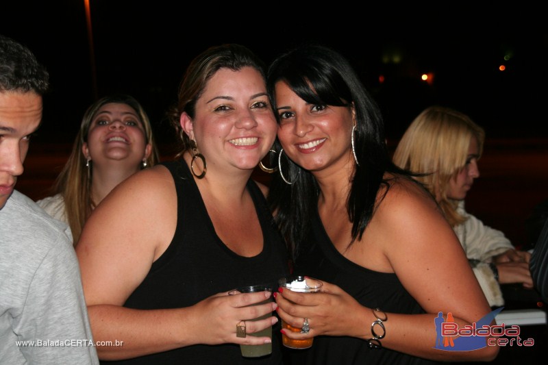 Balada: Fotos de sexta na Plataforma do Chopp na Cidade do Autom�vel - DF 