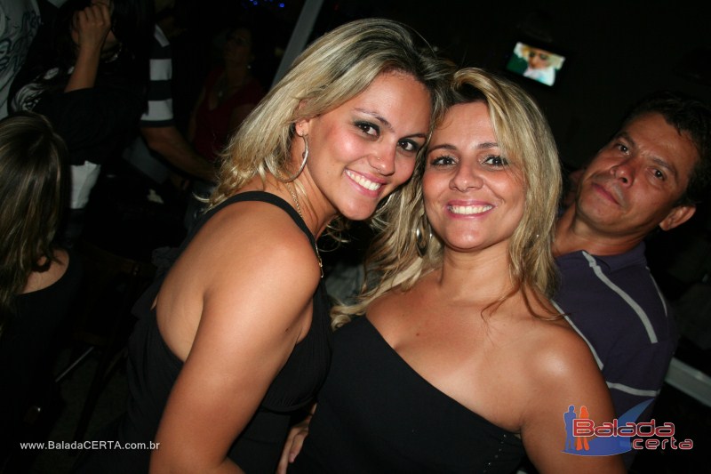 Balada: Fotos de sexta na Plataforma do Chopp na Cidade do Autom�vel - DF 