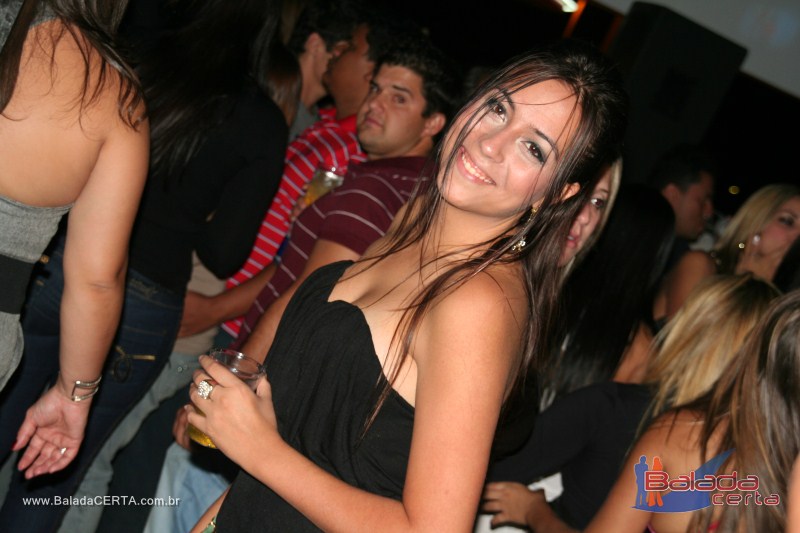 Balada: Fotos de sexta na Plataforma do Chopp na Cidade do Autom�vel - DF