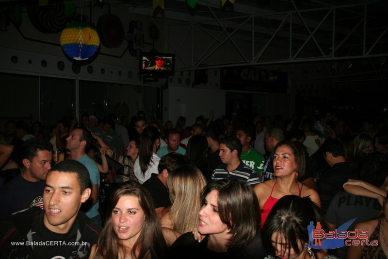 Balada: Fotos de sexta na Plataforma do Chopp na Cidade do Autom�vel - DF