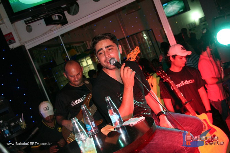 Balada: Fotos de sexta na Plataforma do Chopp em Cidade do Autom�vel - DF