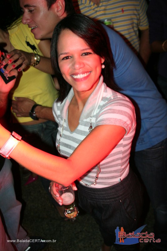 Balada: Fotos de sexta na Plataforma do Chopp em Cidade do Autom�vel - DF