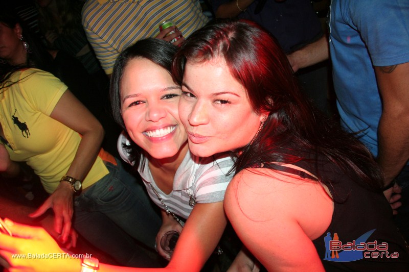 Balada: Fotos de sexta na Plataforma do Chopp em Cidade do Autom�vel - DF