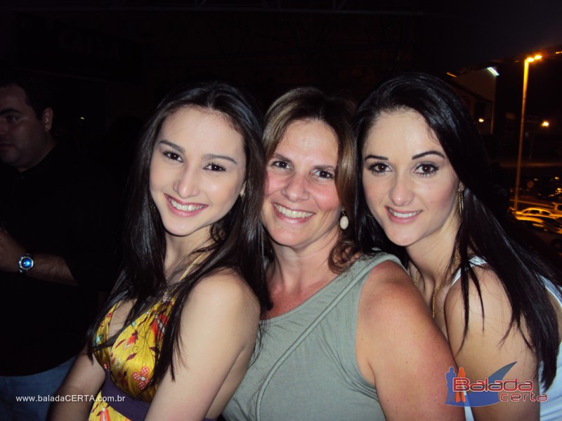 Balada: Fotos de Sexta na Plataforma do Choop na Cidade do Automovel - DF